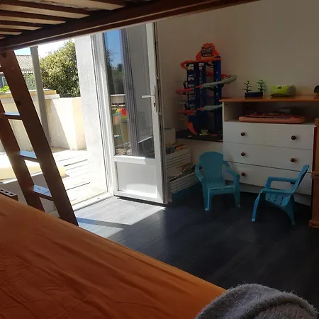 Familiale Spacieuse Avec Piscine Et Climatisation A 10 Minutes Des Plages Lattes